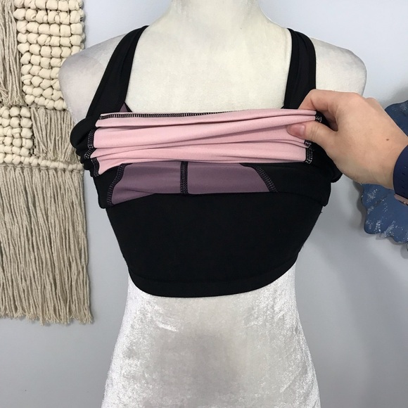 Cynthia Rowley workout top with built in bra - Picture 7 of 8